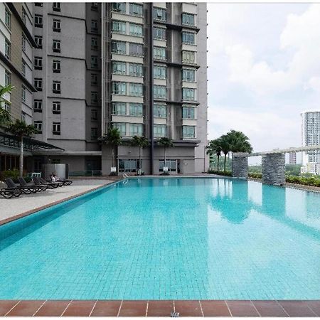 Shaftsbury Residence Cyberjaya With A Pool & Free Parking Εξωτερικό φωτογραφία